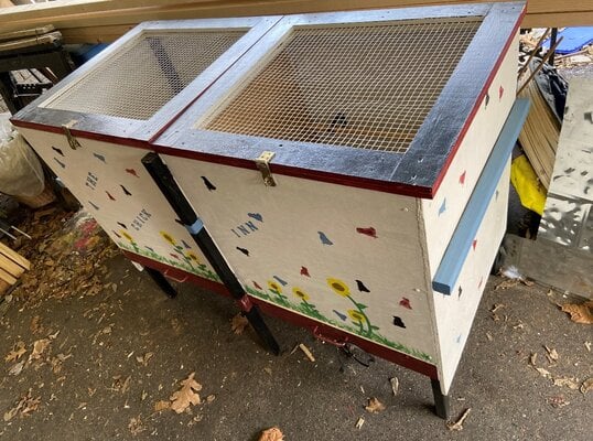 Large Brooder converts to chicken crate