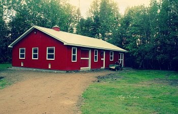 Les Farms - The Barn of all BARNS!