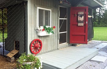 Red Door Inn