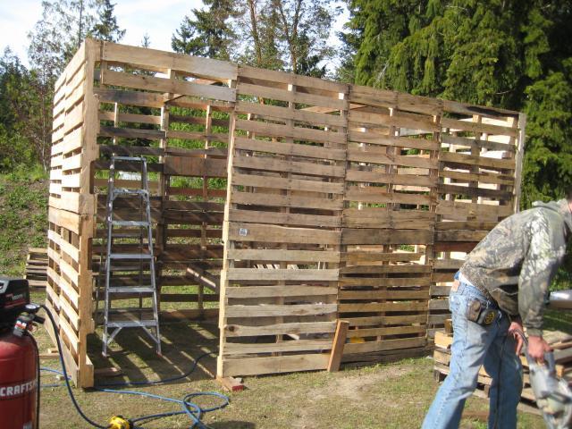 OUR CHICKEN COOP MADE OUT OF PALLETS :) Pic Heavy Almost finished |  BackYard Chickens - Learn How to Raise Chickens