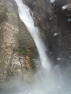 42145_badakhshan_waterfall_baharak_afgh.jpg