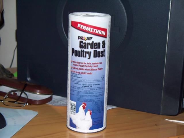 50801_poultry_dust.jpg