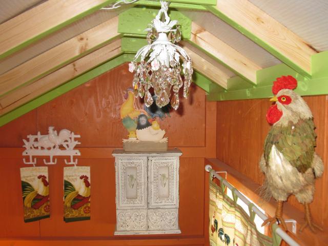 67664_coop_chandelier_003.jpg